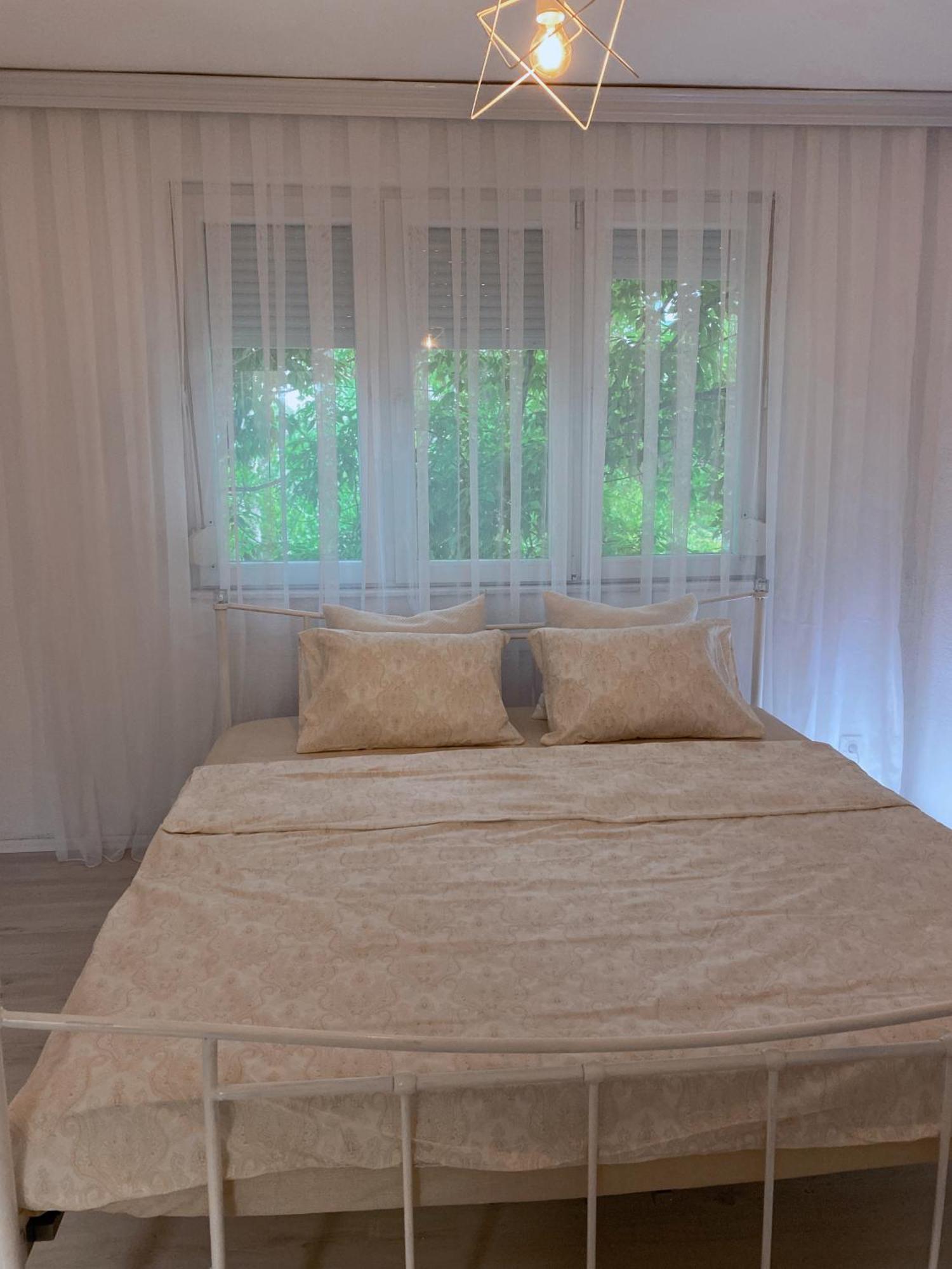 Hotspot Apartments - City Center Priştine Dış mekan fotoğraf