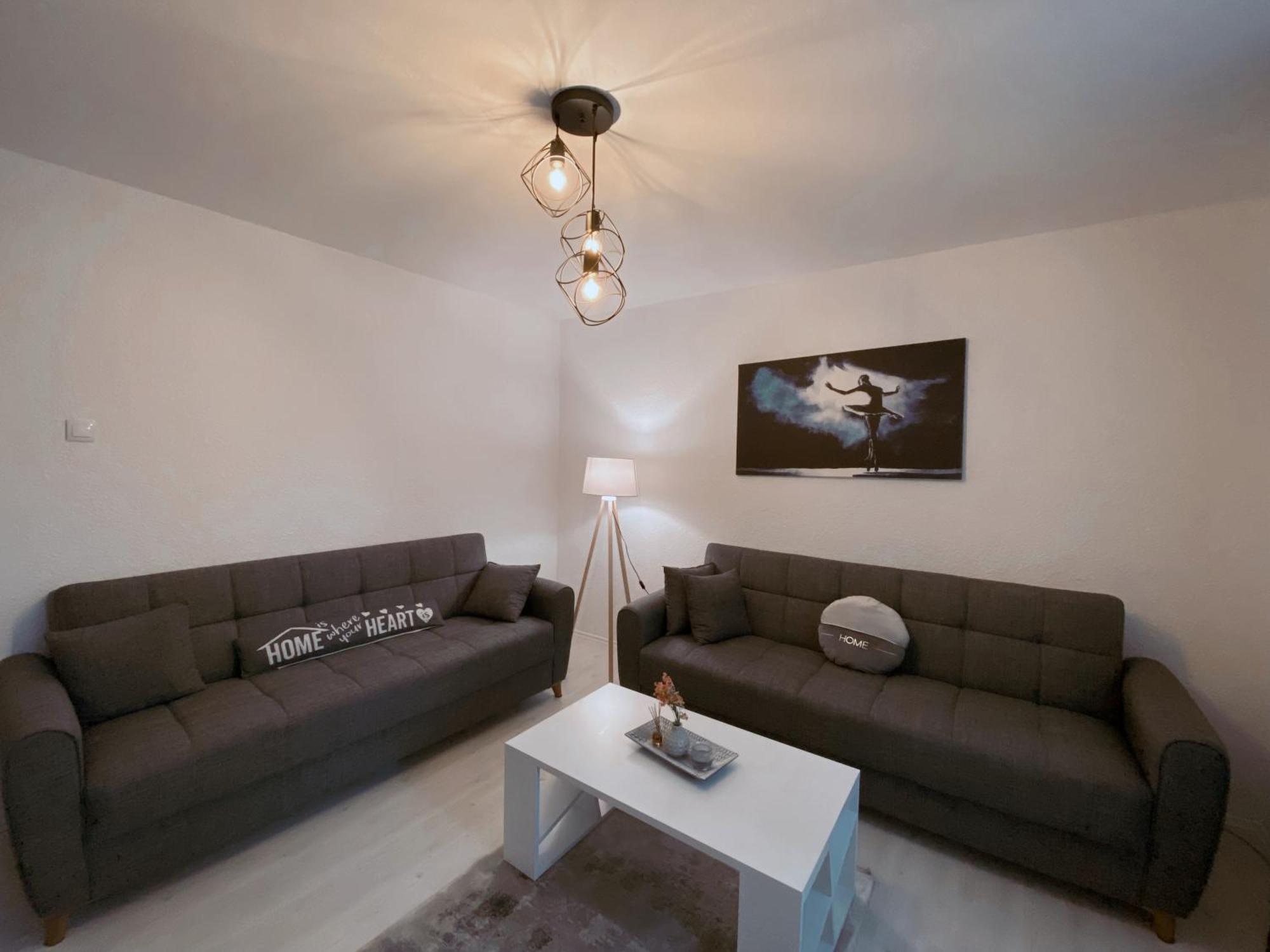 Hotspot Apartments - City Center Priştine Dış mekan fotoğraf