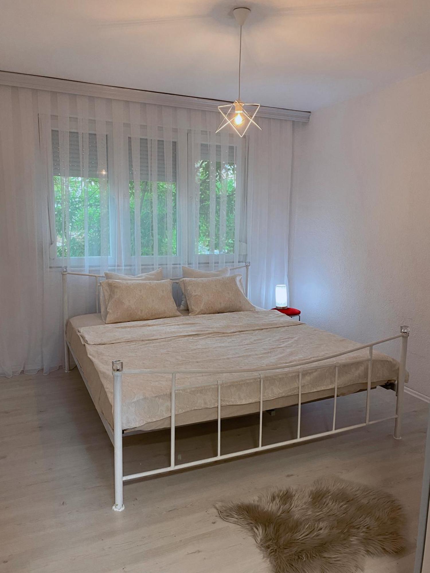 Hotspot Apartments - City Center Priştine Dış mekan fotoğraf