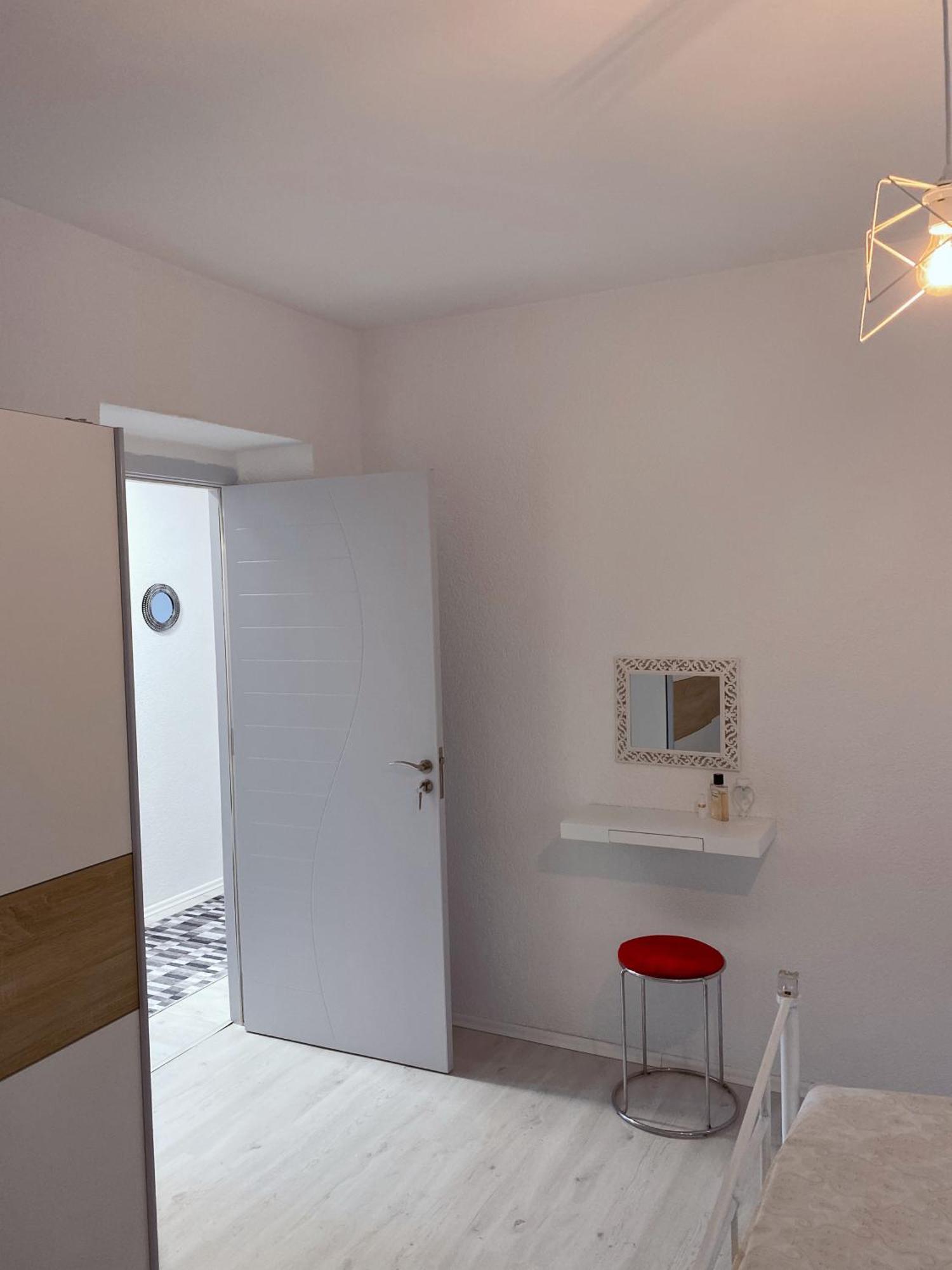 Hotspot Apartments - City Center Priştine Dış mekan fotoğraf
