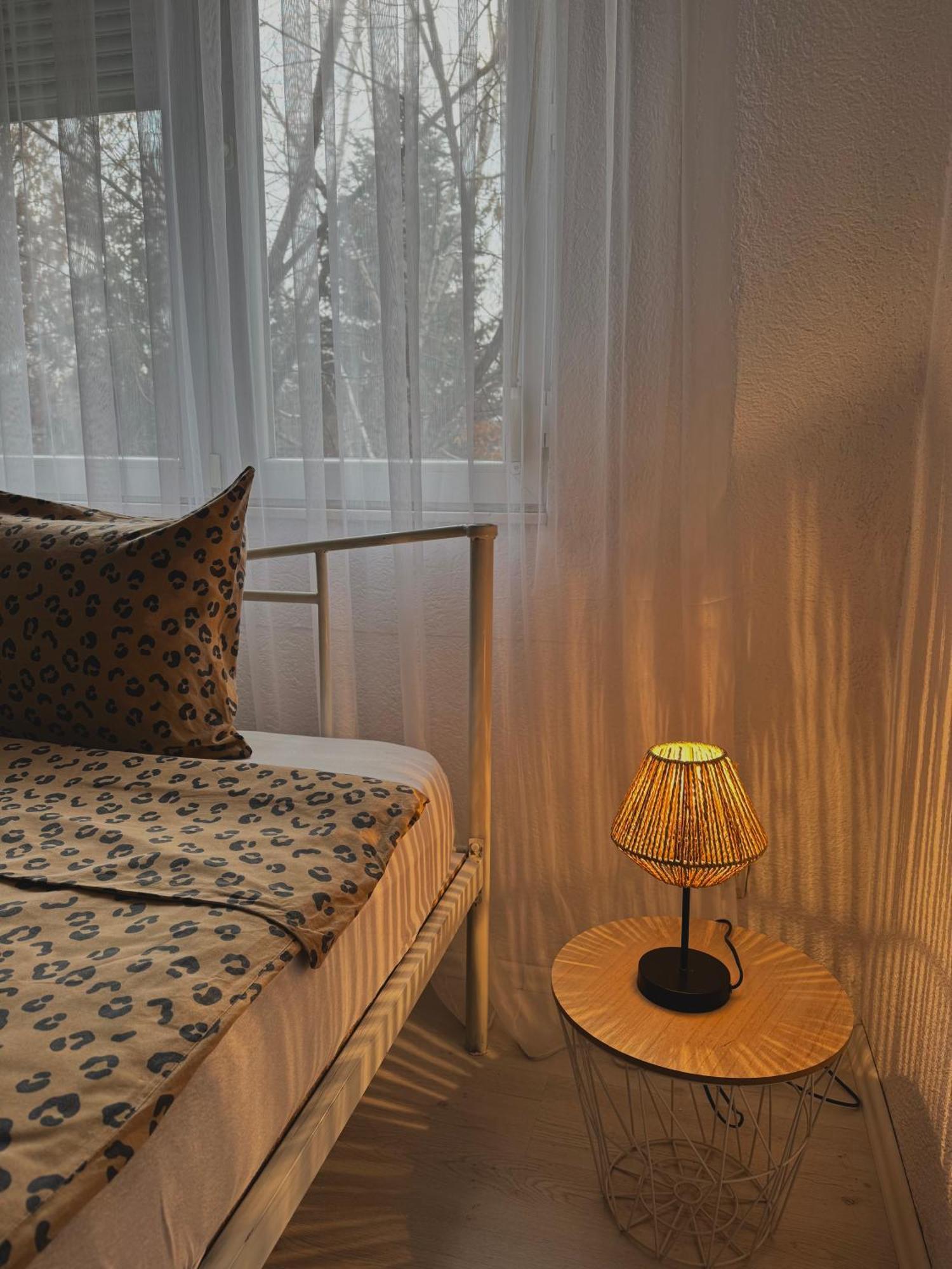 Hotspot Apartments - City Center Priştine Dış mekan fotoğraf